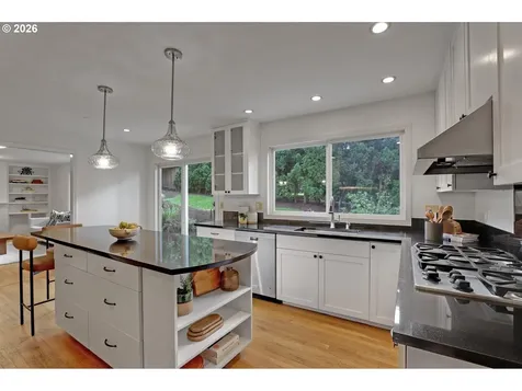 6730 SW Preslynn Drive Portland OR 97225