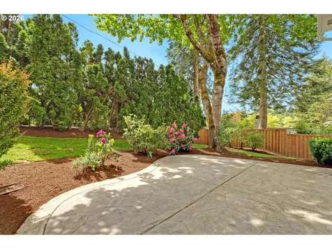 6730 SW Preslynn Drive Portland OR 97225