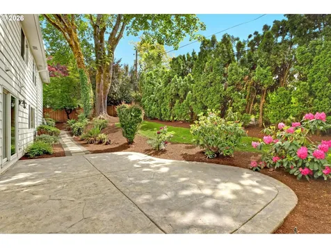 6730 SW Preslynn Drive Portland OR 97225