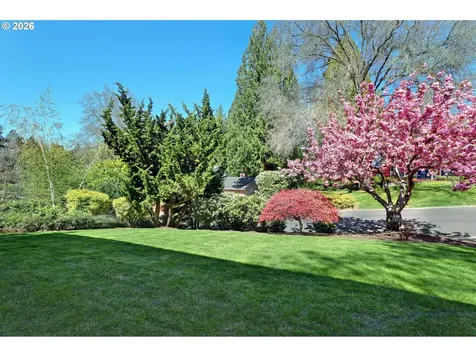 6730 SW Preslynn Drive Portland OR 97225