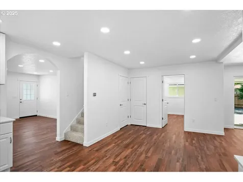 514 Hood Court Molalla OR 97038