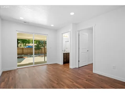 514 Hood Court Molalla OR 97038