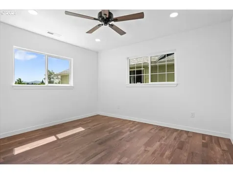 514 Hood Court Molalla OR 97038