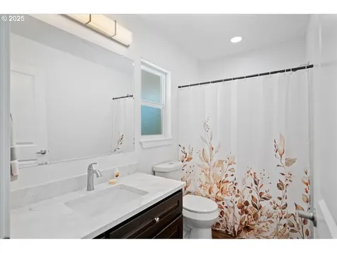 514 Hood Court Molalla OR 97038