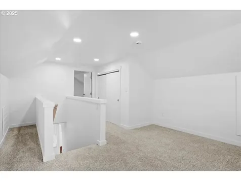 514 Hood Court Molalla OR 97038