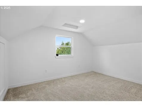 514 Hood Court Molalla OR 97038