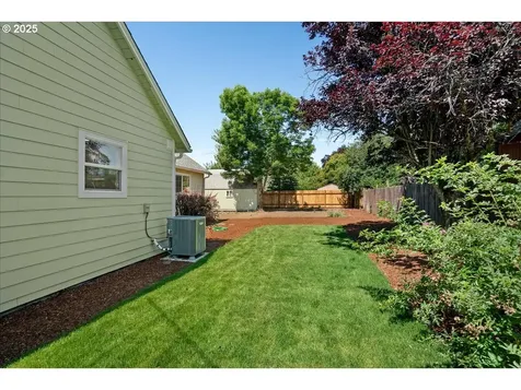 514 Hood Court Molalla OR 97038