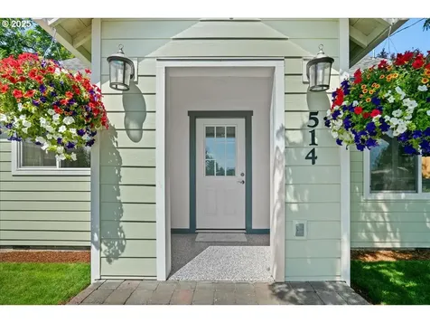 514 Hood Court Molalla OR 97038