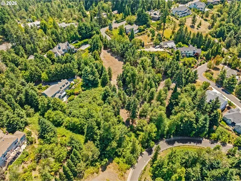 E 43rd-parcel 2 Eugene OR 97403