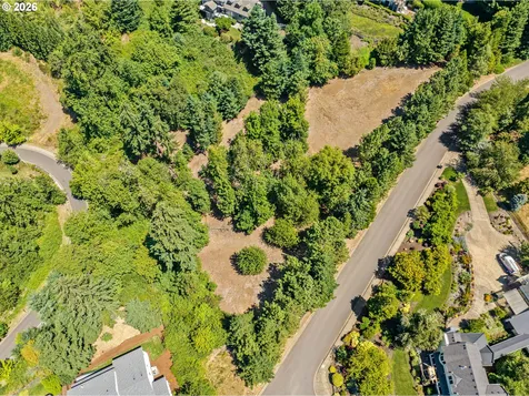 E 43rd-parcel 2 Eugene OR 97403