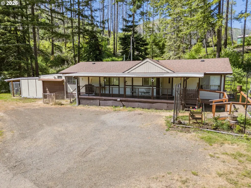 142 Evergreen Springs Lane Idleyld Park OR 97447