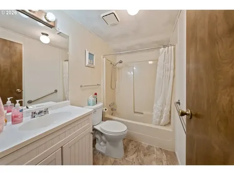 142 Evergreen Springs Lane Idleyld Park OR 97447