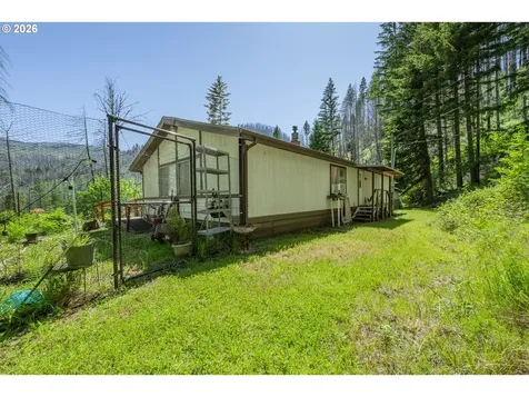 142 Evergreen Springs Lane Idleyld Park OR 97447
