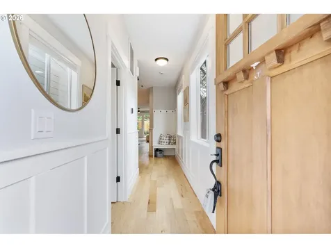 5546 SE Oak Street Portland OR 97215