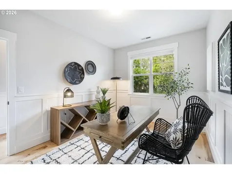 5546 SE Oak Street Portland OR 97215