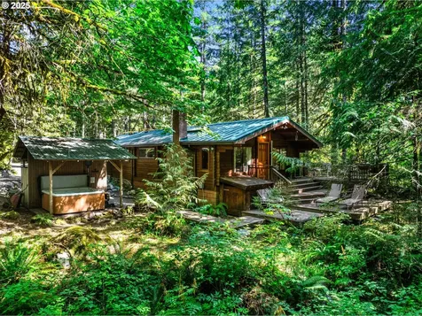 22505 E Lolo Pass Road Rhododendron OR 97049