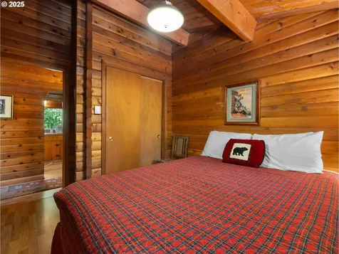 22505 E Lolo Pass Road Rhododendron OR 97049