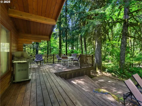 22505 E Lolo Pass Road Rhododendron OR 97049