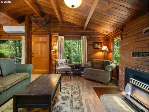 22505 E Lolo Pass Road Rhododendron OR 97049