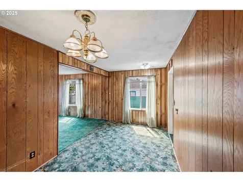 856 Pacific Avenue Coos Bay OR 97420