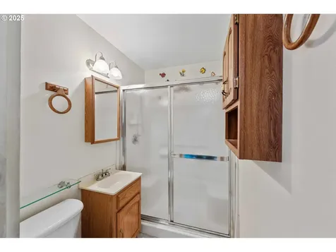 856 Pacific Avenue Coos Bay OR 97420
