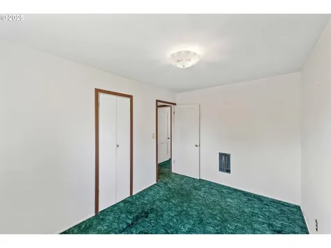 856 Pacific Avenue Coos Bay OR 97420