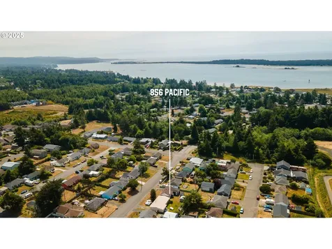 856 Pacific Avenue Coos Bay OR 97420