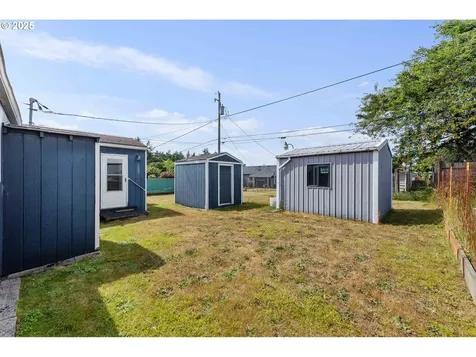 856 Pacific Avenue Coos Bay OR 97420