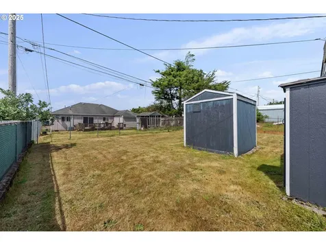 856 Pacific Avenue Coos Bay OR 97420