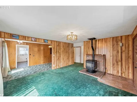 856 Pacific Avenue Coos Bay OR 97420
