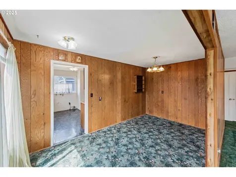 856 Pacific Avenue Coos Bay OR 97420