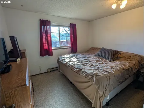 809 N 8th Avenue Elgin OR 97827