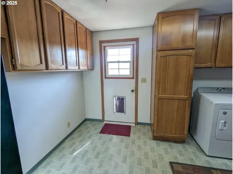 809 N 8th Avenue Elgin OR 97827