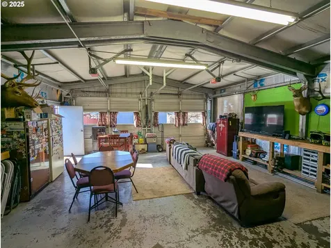 809 N 8th Avenue Elgin OR 97827
