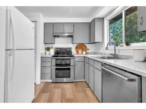 17325 SW Sugar Plum Lane Beaverton OR 97007