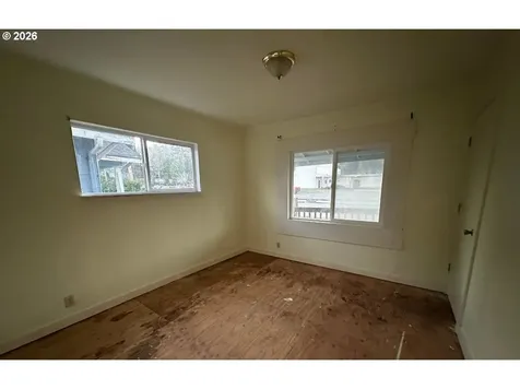302 S 10th Street Coos Bay OR 97420