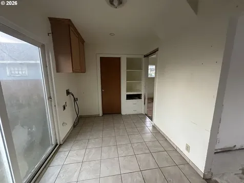 302 S 10th Street Coos Bay OR 97420