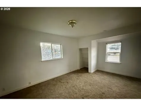 302 S 10th Street Coos Bay OR 97420