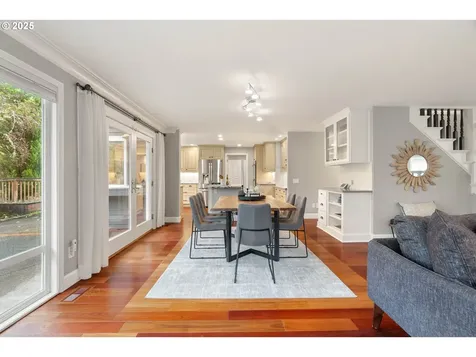 7028 SW Arranmore Way Portland OR 97223