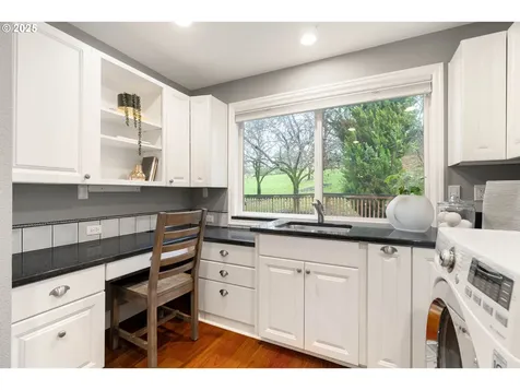 7028 SW Arranmore Way Portland OR 97223