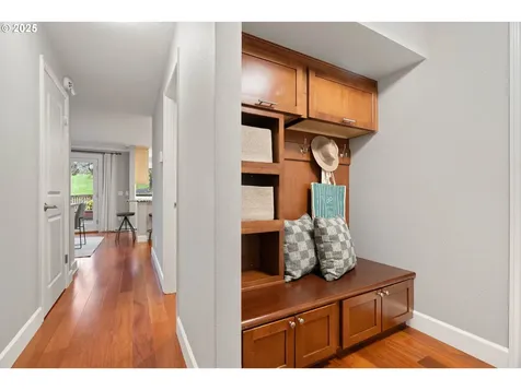 7028 SW Arranmore Way Portland OR 97223