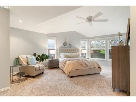 7028 SW Arranmore Way Portland OR 97223