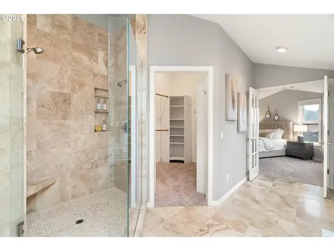 7028 SW Arranmore Way Portland OR 97223