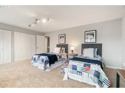 7028 SW Arranmore Way Portland OR 97223