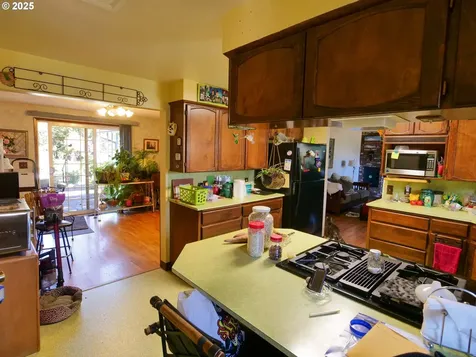 1801 SE 176th Avenue Portland OR 97233