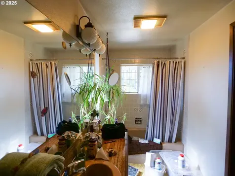 1801 SE 176th Avenue Portland OR 97233