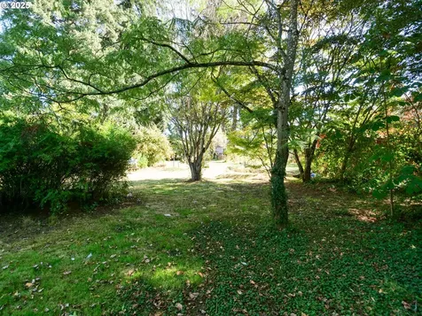 1801 SE 176th Avenue Portland OR 97233