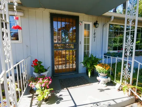 1801 SE 176th Avenue Portland OR 97233