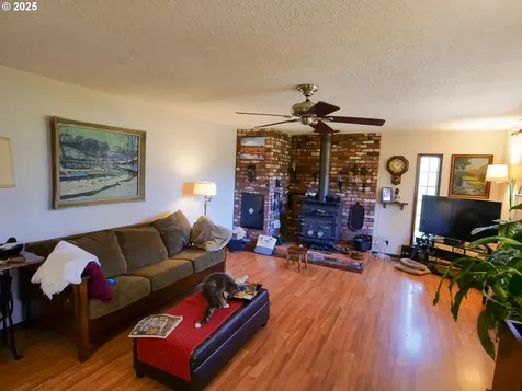 1801 SE 176th Avenue Portland OR 97233