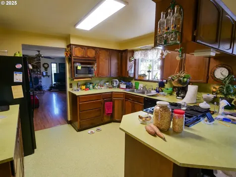 1801 SE 176th Avenue Portland OR 97233